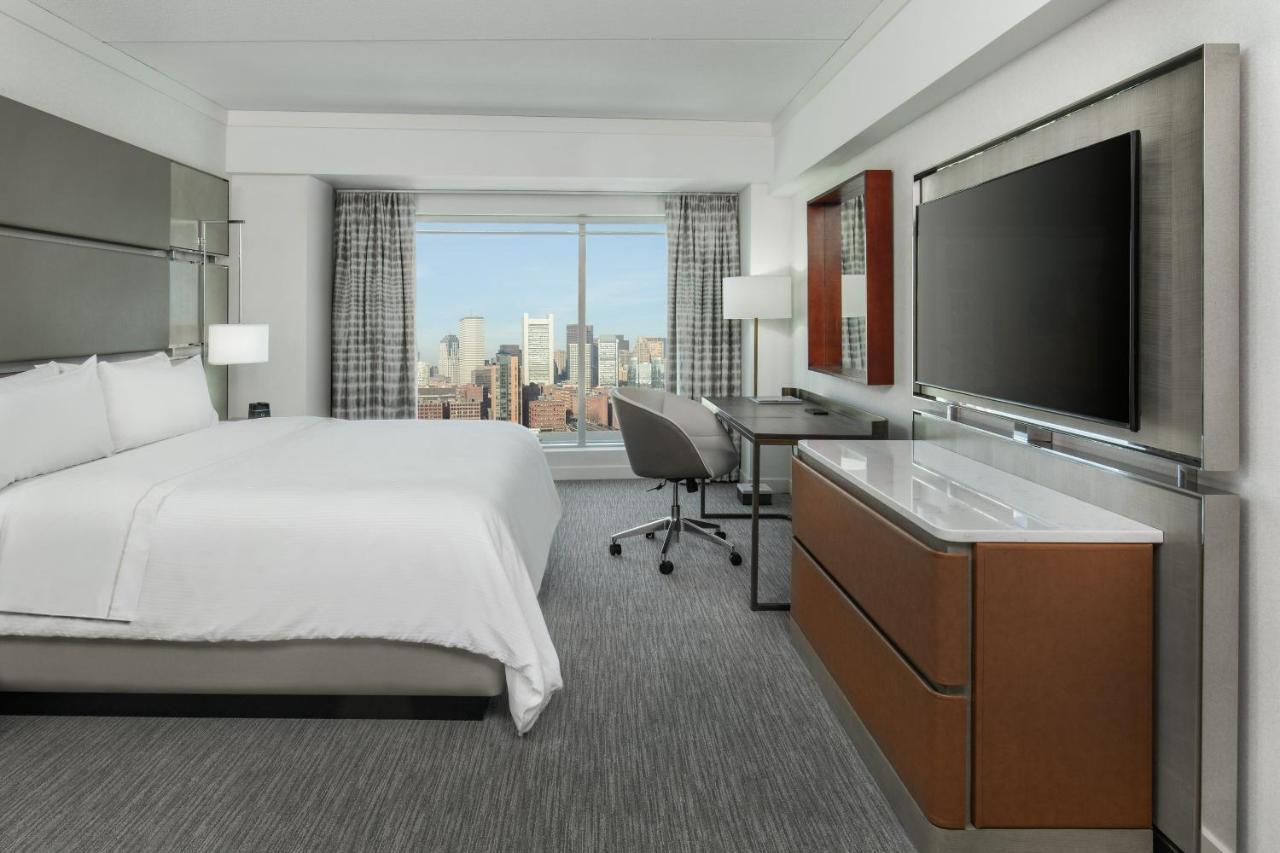 The Westin Boston Seaport District Hotel Exterior photo
